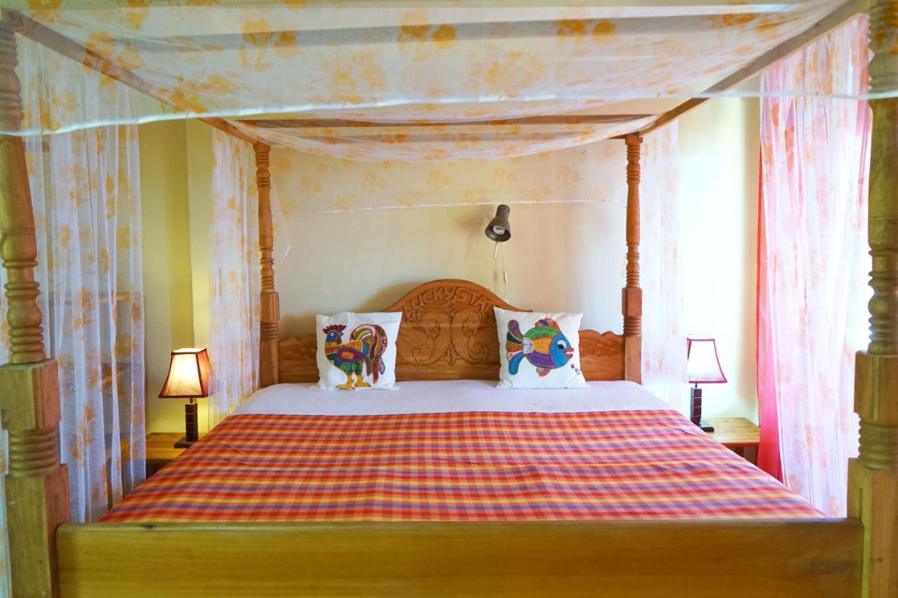 Villa Lucky Star แทนกาลเล ภายนอก รูปภาพ