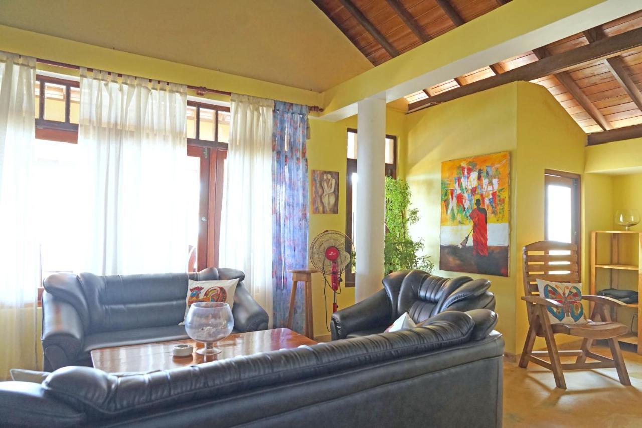 Villa Lucky Star แทนกาลเล ภายนอก รูปภาพ